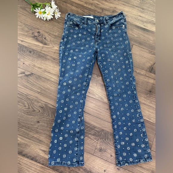 Pilcro by Anthropologie Floral Embroidered 
Jeans Size 6 - Picture 3 of 12